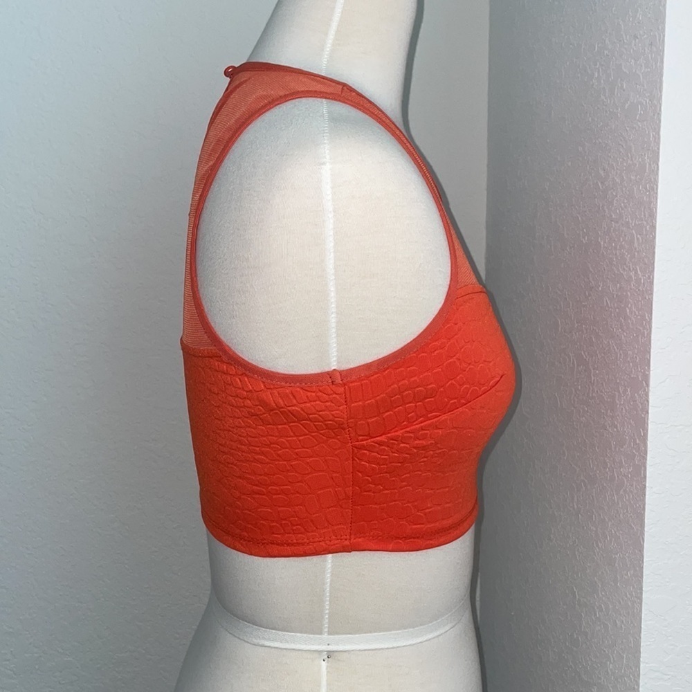 2B BEBE orange animal embossed sweetheart neck mesh crop top with keyhole in XS - Picture 7 of 11